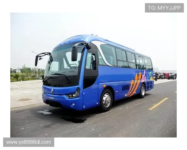 亚星6751客车在公共交通中的应用优势与用户评价,助力企业优化运输方案